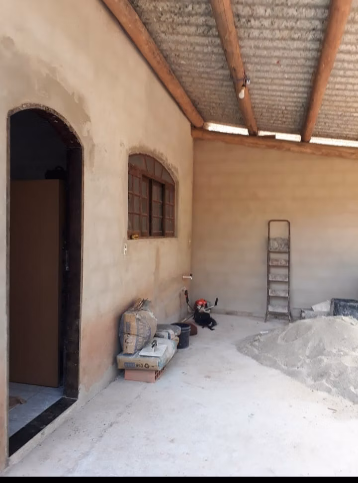 Chácara de 680 m² em Paraibuna, SP