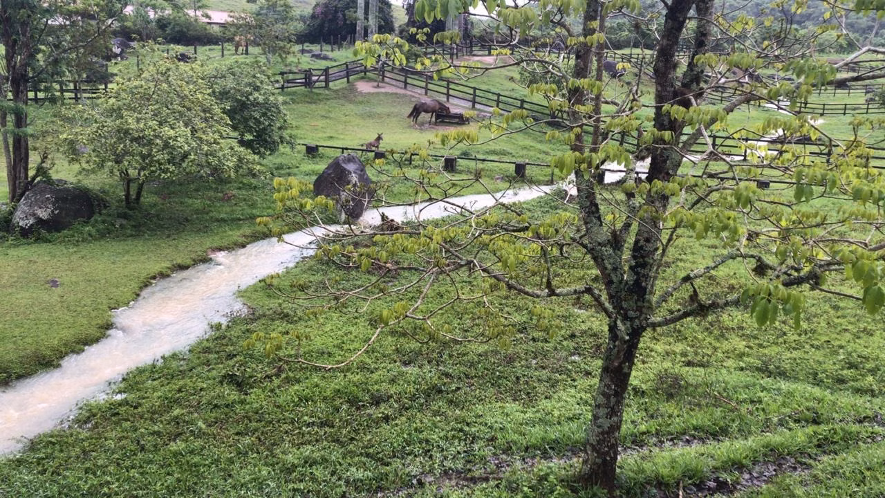 Fazenda de 100 ha em Resende, RJ