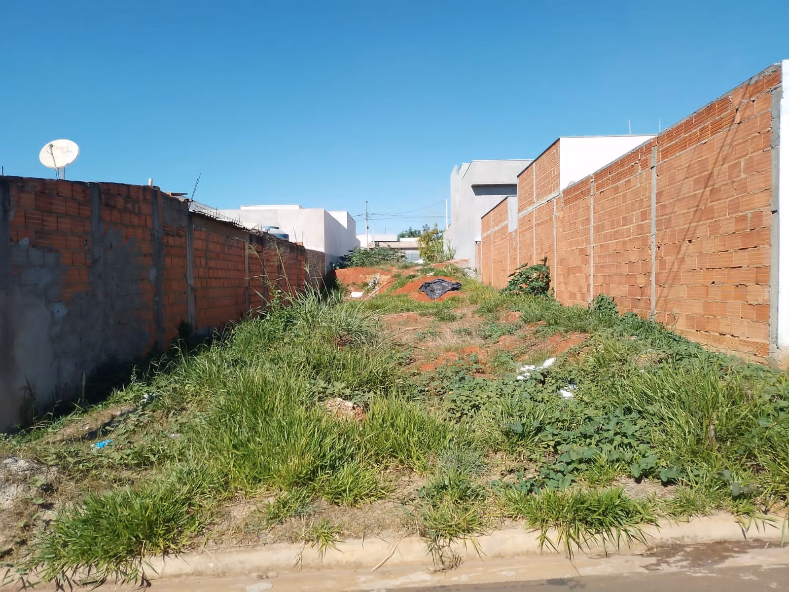 Terreno de 175 m² em Santa Bárbara d'Oeste, SP