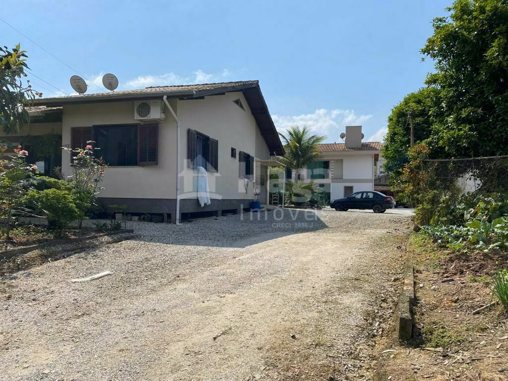 Comercial de 7.000 m² em Guabiruba, SC