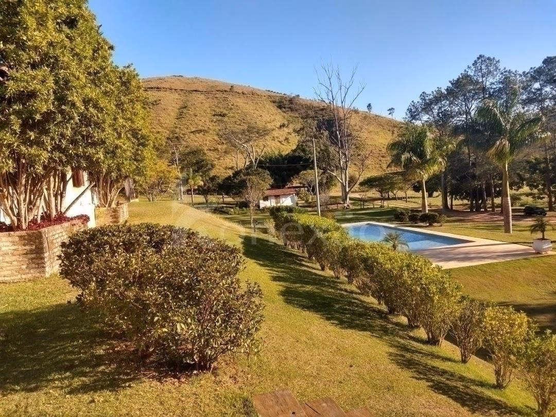 Fazenda à venda de 400 ha em Santa Branca, SP