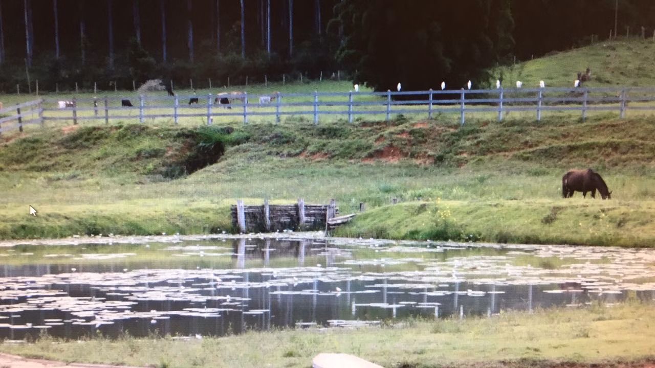 Sítio de 97 ha em Lagoinha, SP