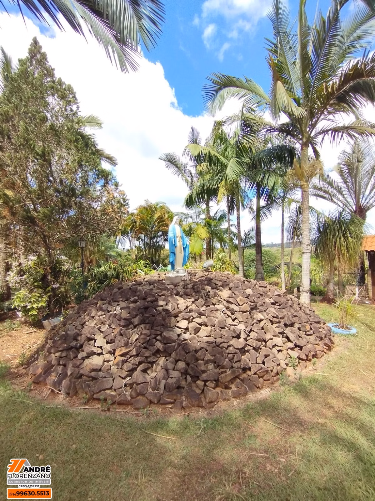 位于 SP Piraju 的 25,000 m² 乡间别墅