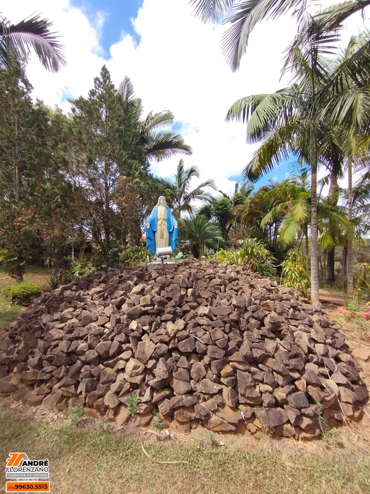 位于 SP Piraju 的 25,000 m² 乡间别墅