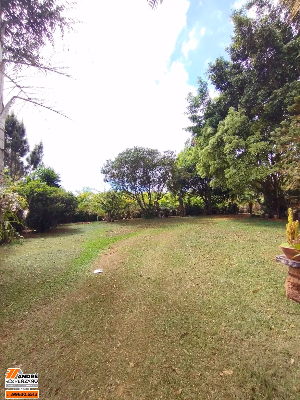 位于 SP Piraju 的 25,000 m² 乡间别墅