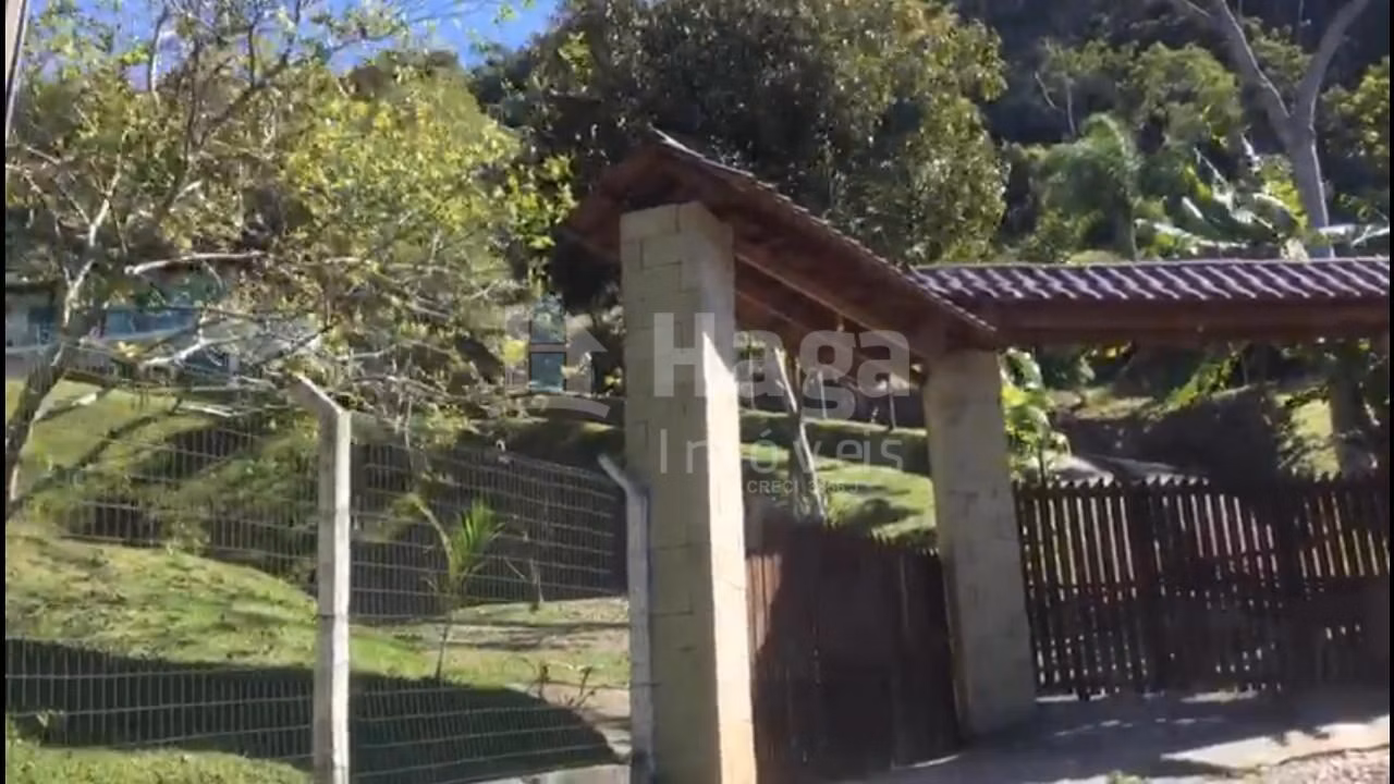 Chácara de 5.980 m² em Camboriú, SC