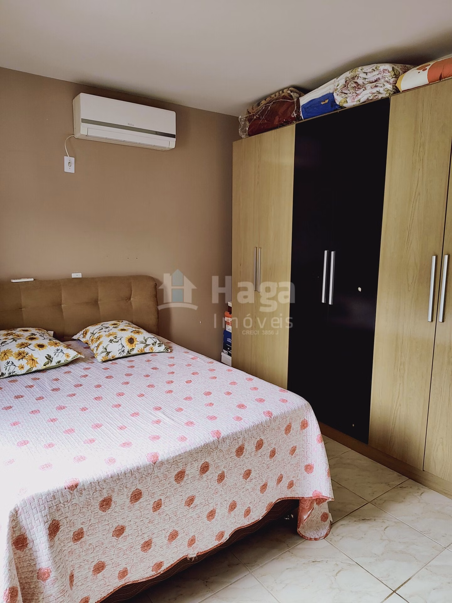 Casa de 560 m² em Brusque, SC
