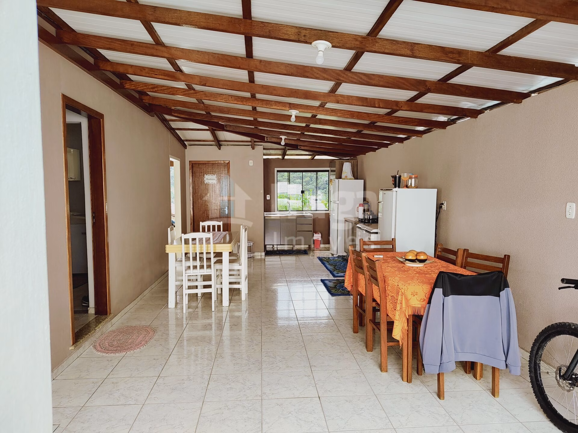 Casa de 560 m² em Brusque, SC