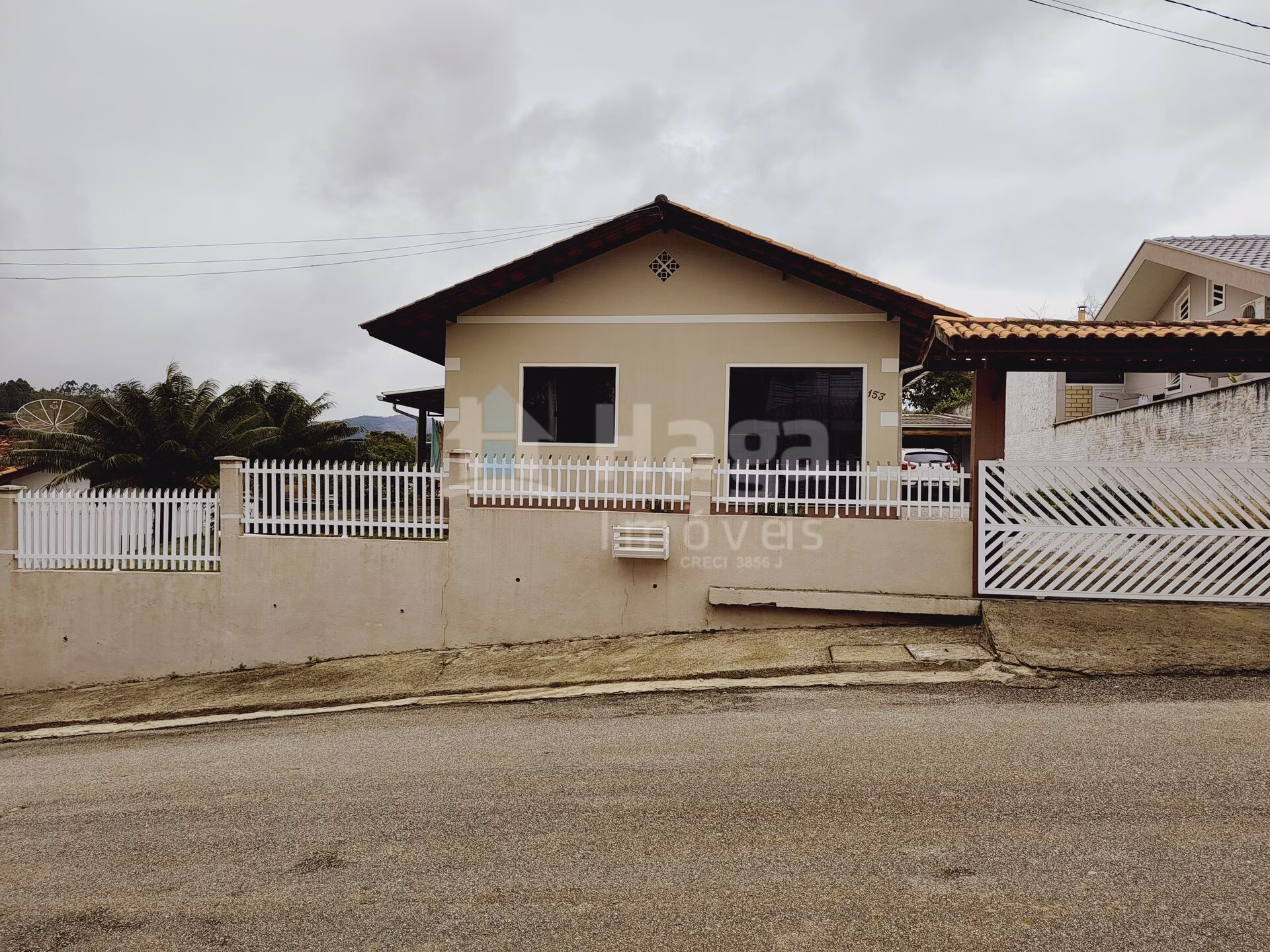 Casa de 560 m² em Brusque, SC