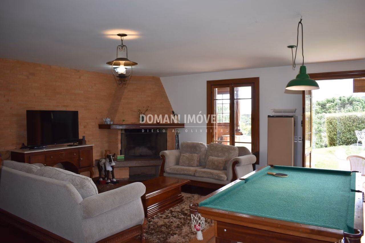 Casa de 5.445 m² em Campos do Jordão, SP