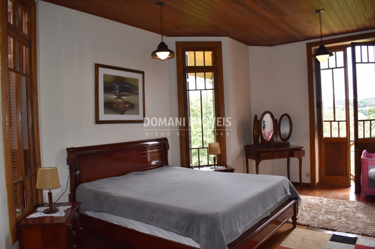 Casa de 5.445 m² em Campos do Jordão, SP