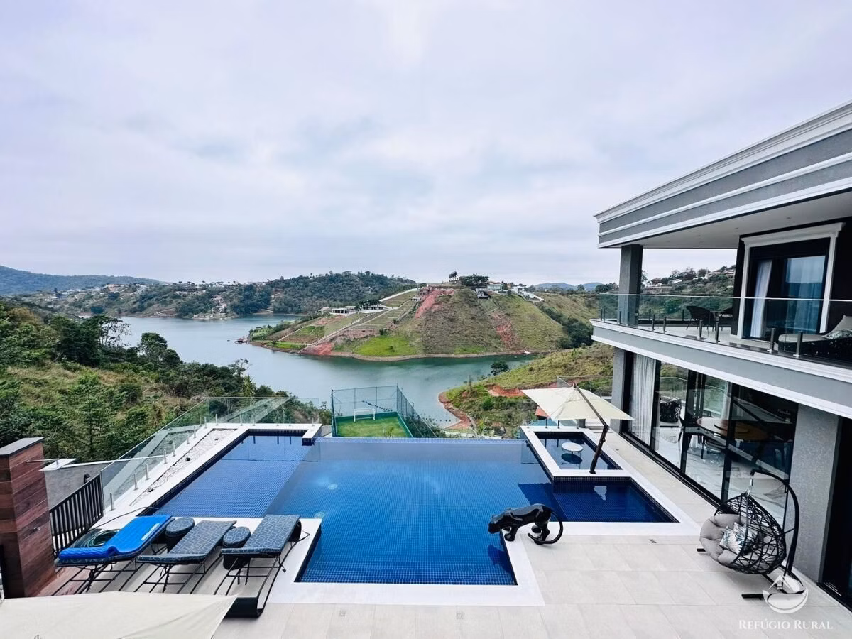 Chácara de 593 m² em Igaratá, SP
