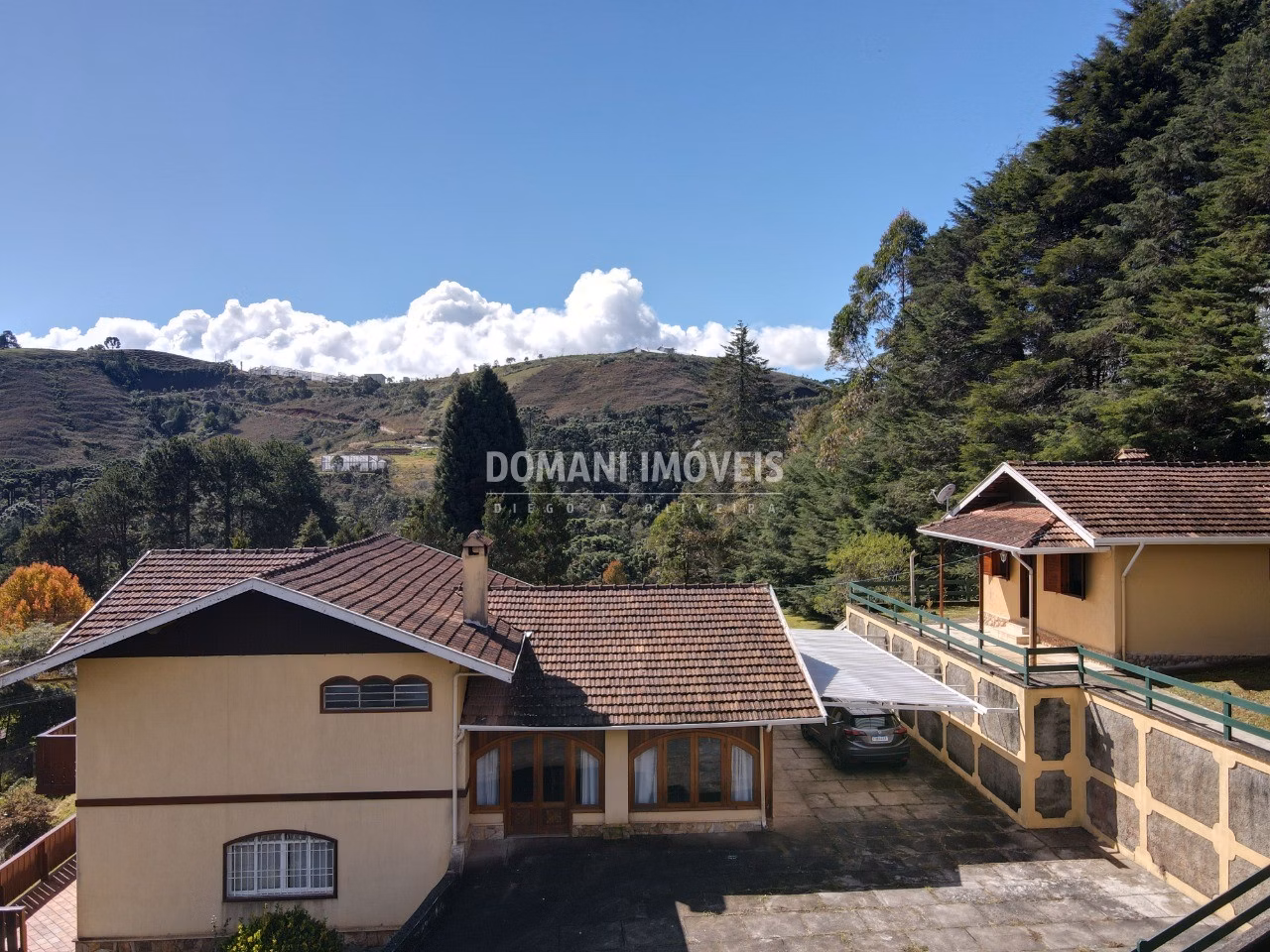 Casa de 2.650 m² em Campos do Jordão, SP