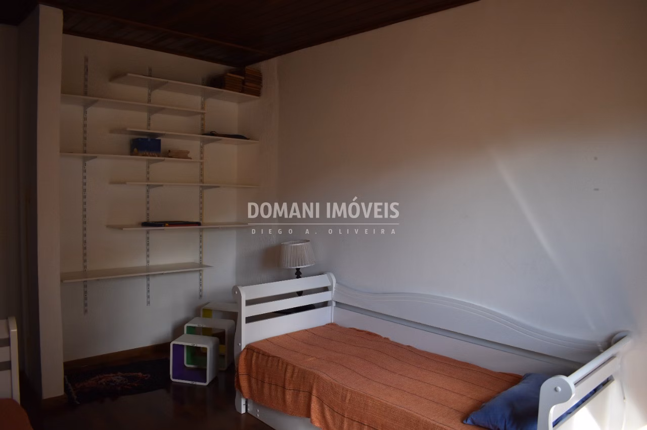 Casa de 2.650 m² em Campos do Jordão, SP