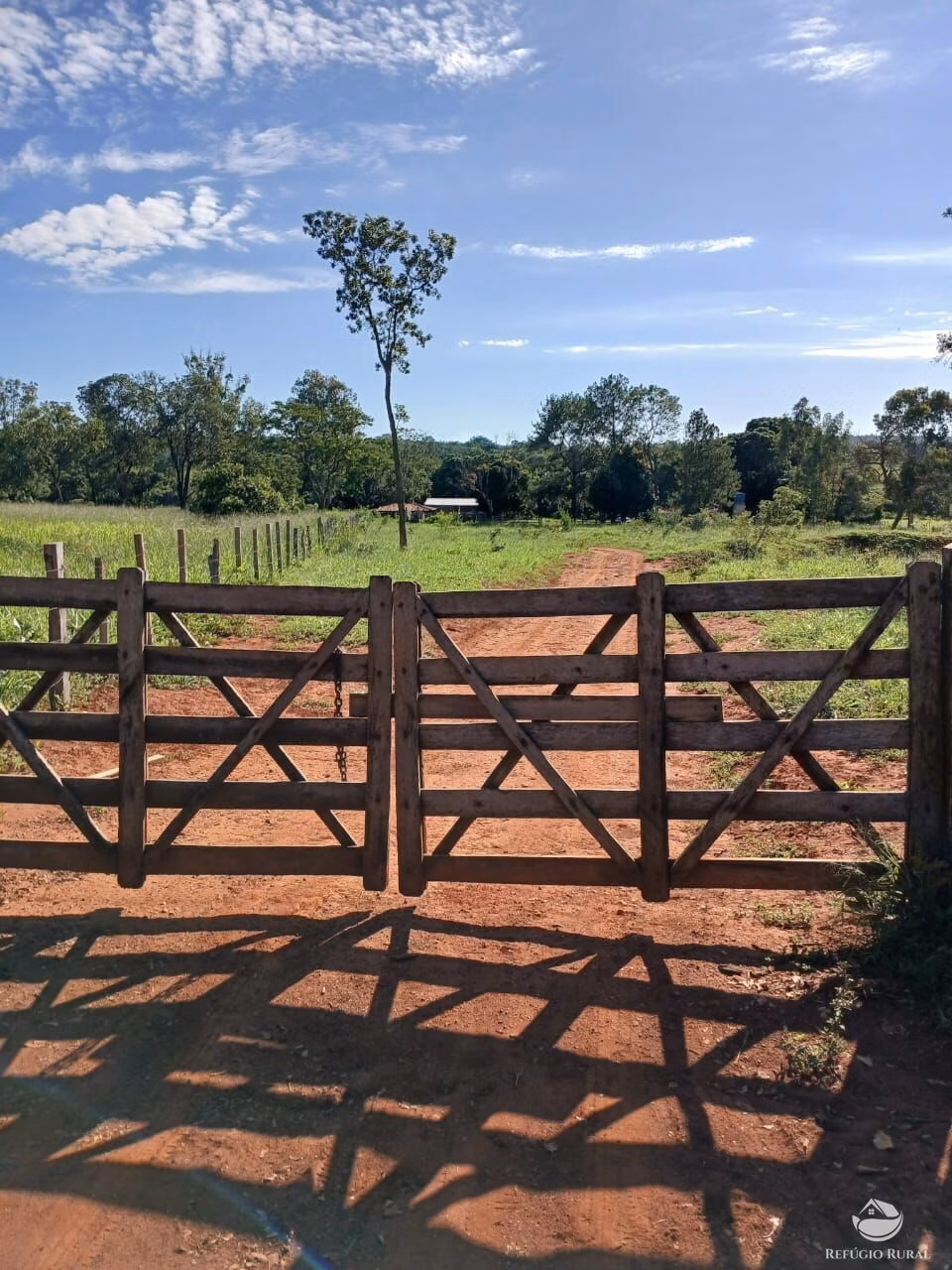 Fazenda à venda de 250 ha em Três Marias, MG