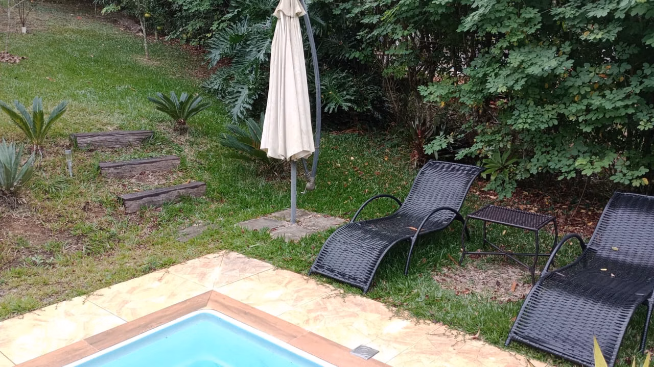 Chácara de 1.200 m² em Jambeiro, SP