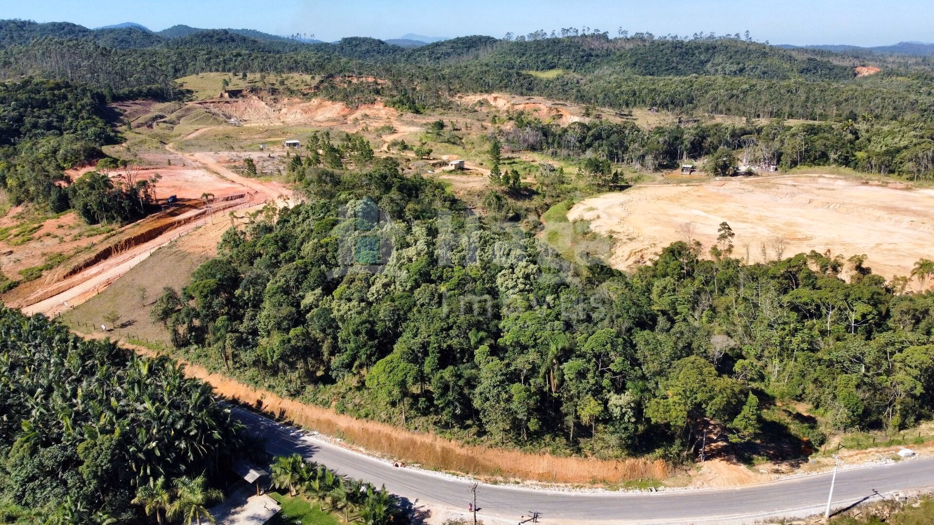 Terreno de 2 ha em Canelinha, SC