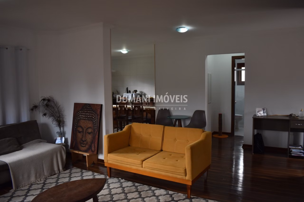Casa de 432 m² em Campos do Jordão, SP