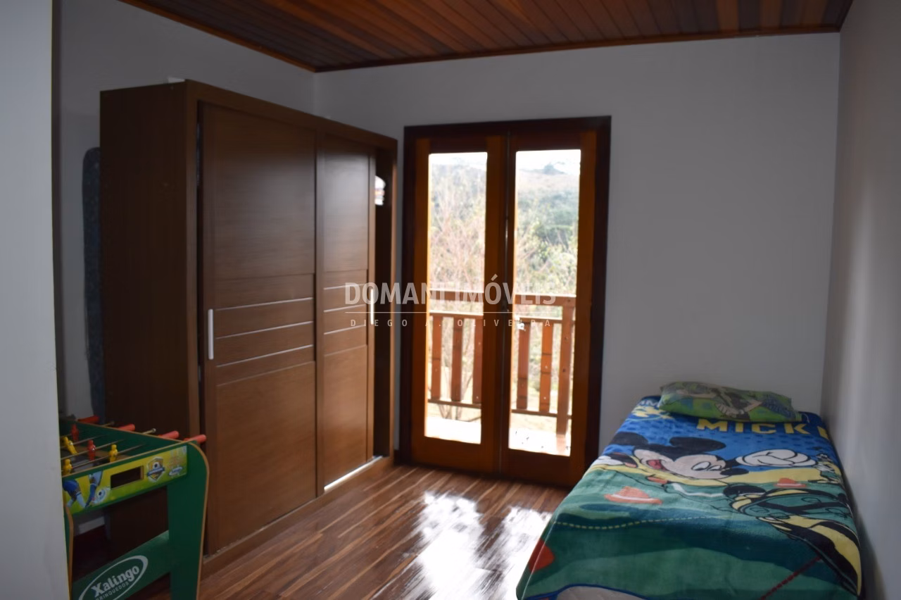 Casa de 432 m² em Campos do Jordão, SP
