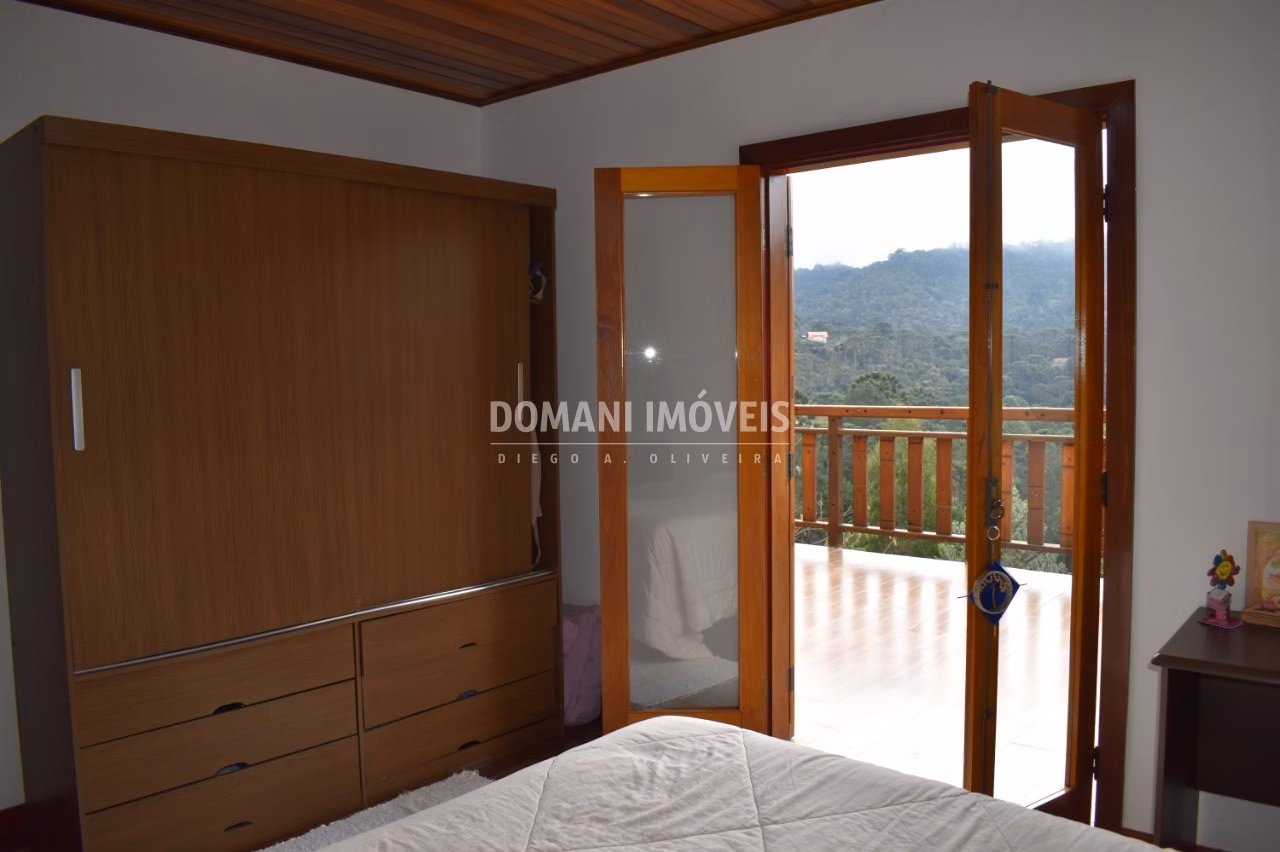 Casa de 432 m² em Campos do Jordão, SP