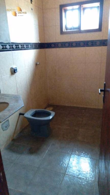 Casa de 450 m² em Várzea Grande, MT