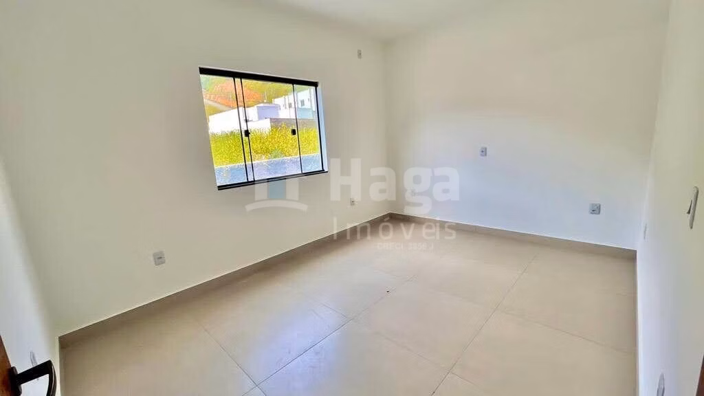 Casa de 300 m² em Brusque, SC