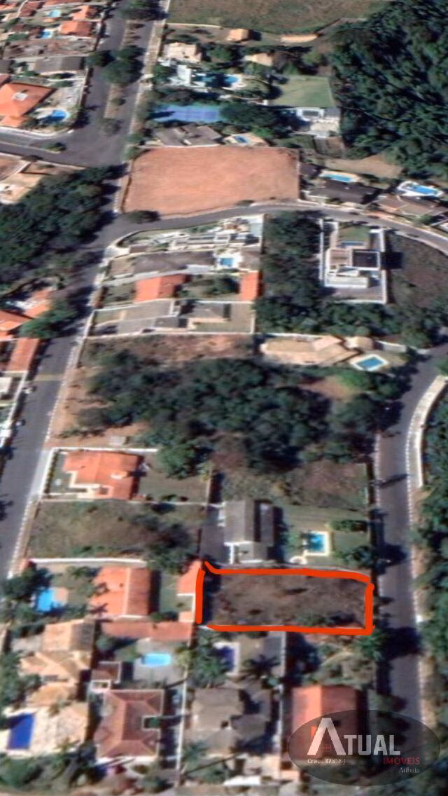 Terreno de 1.008 m² em Atibaia, SP