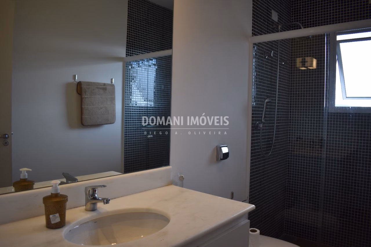 Casa de 3.050 m² em Campos do Jordão, SP