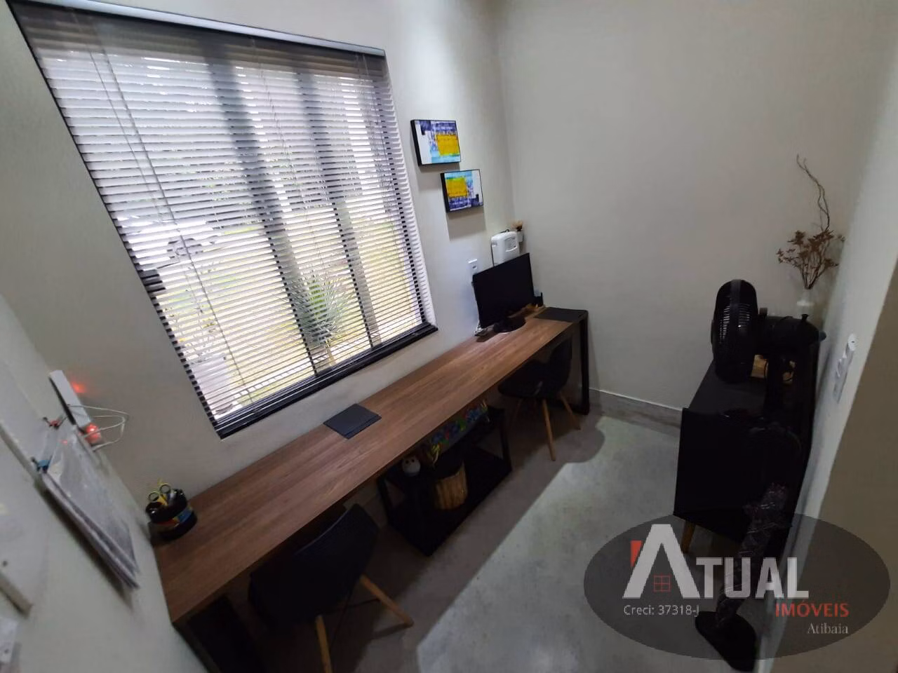 Chácara de 2.281 m² em Atibaia, SP
