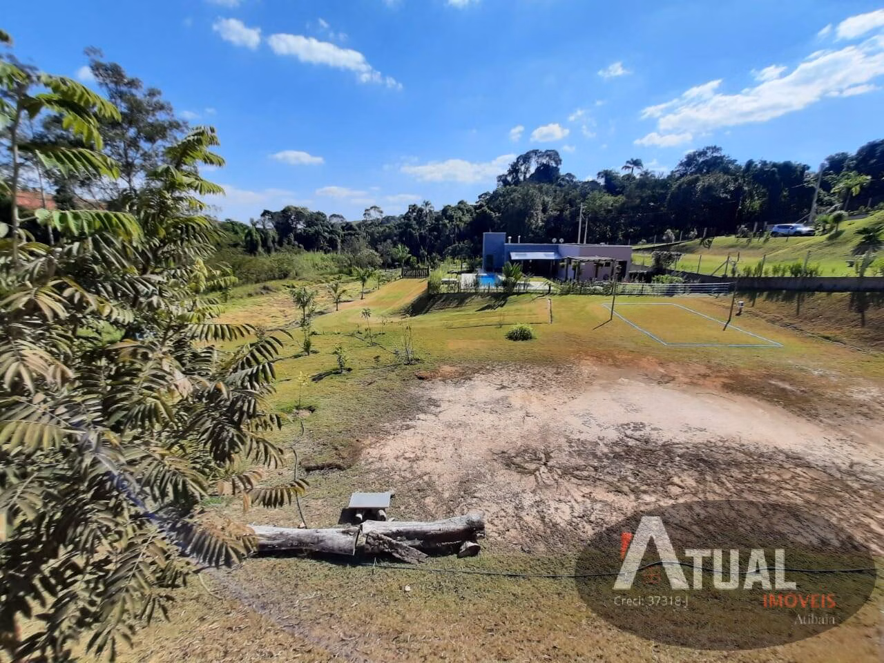 Chácara de 2.281 m² em Atibaia, SP