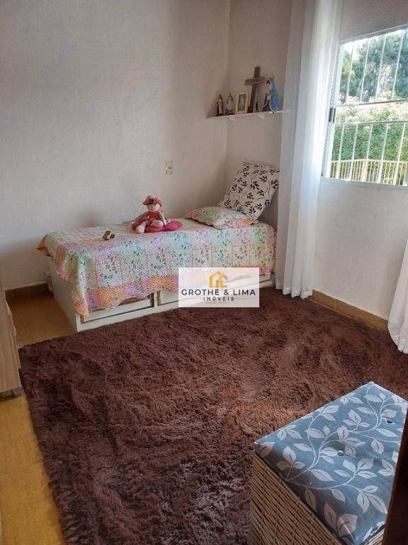 Chácara de 1.600 m² em Caçapava, SP
