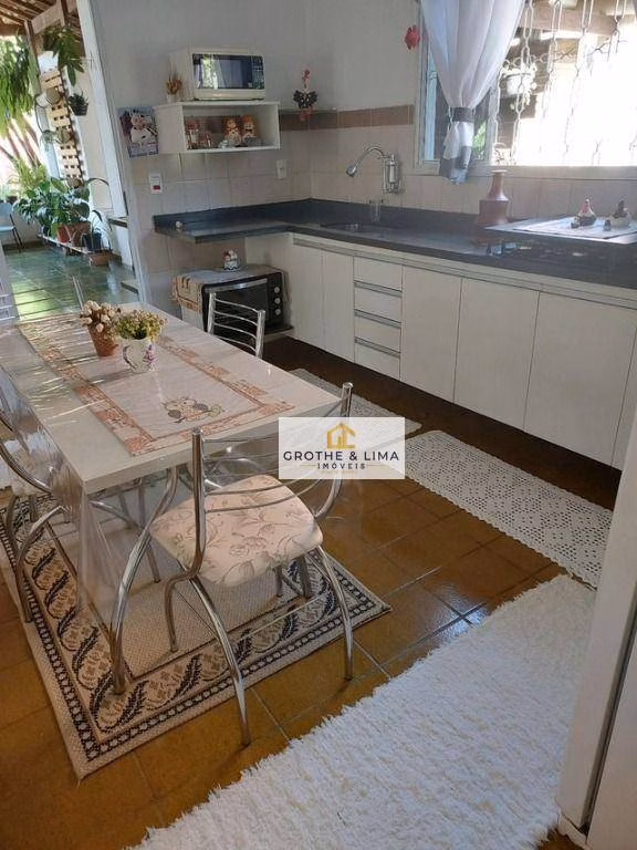 Chácara de 1.600 m² em Caçapava, SP