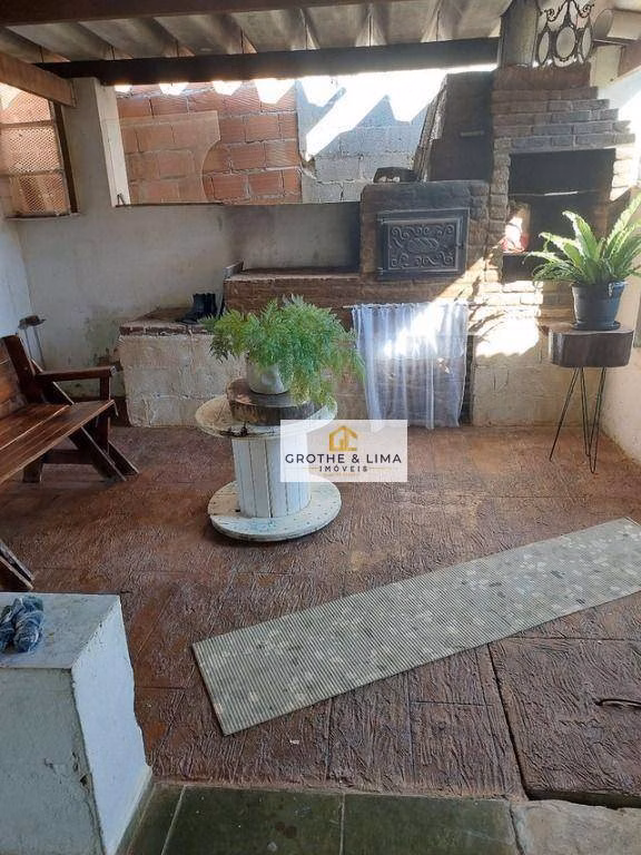 Chácara de 1.600 m² em Caçapava, SP