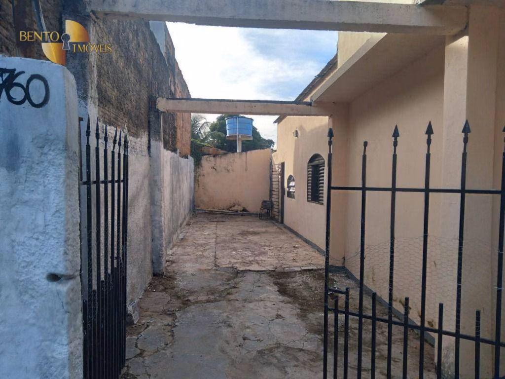 Casa de 480 m² em Várzea Grande, MT