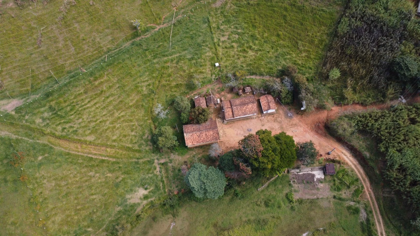 Sítio de 22 ha em Redenção da Serra, SP