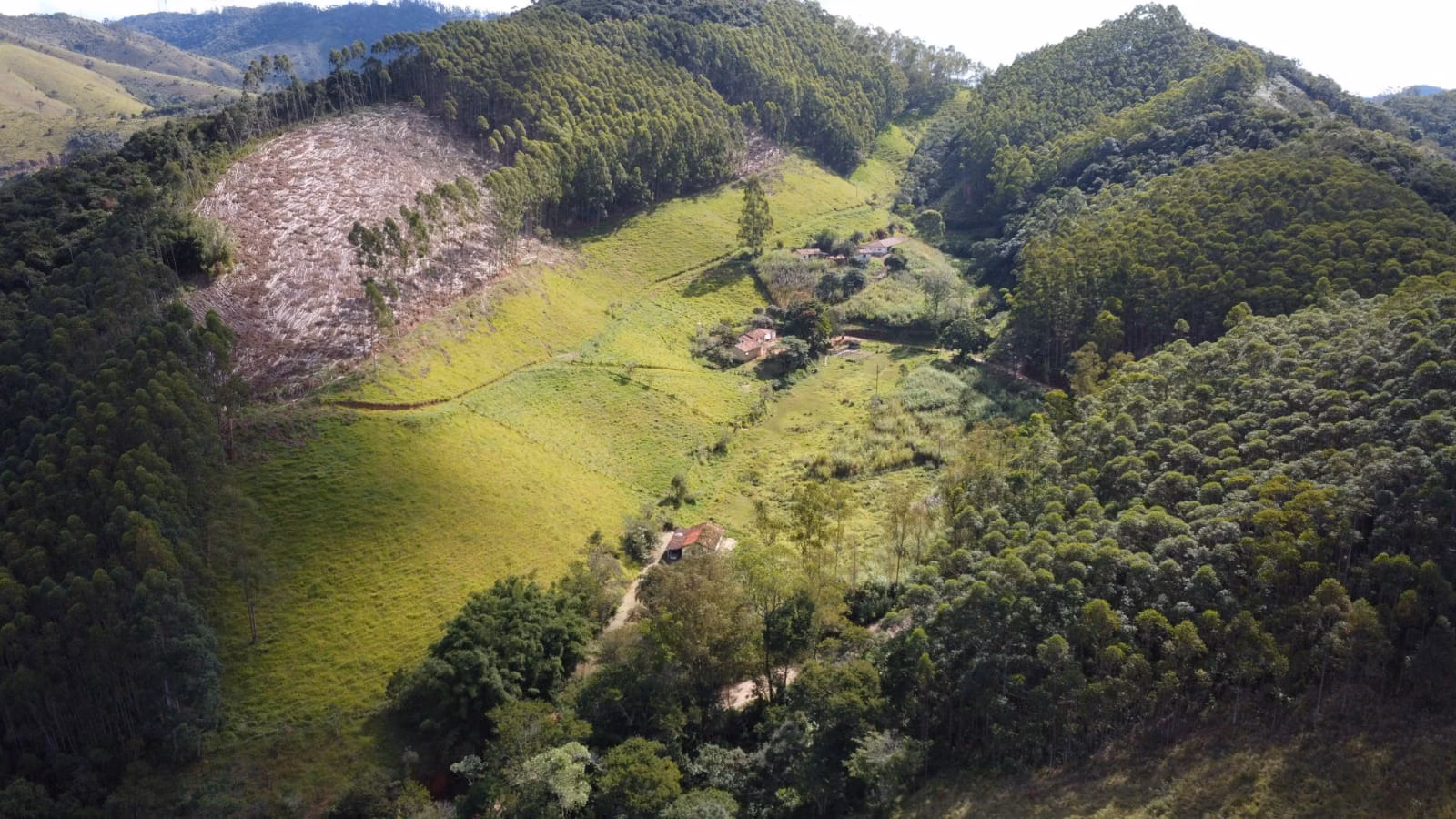 Sítio de 22 ha em Redenção da Serra, SP