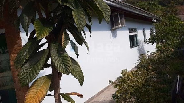 Casa de 590 m² em Guabiruba, SC