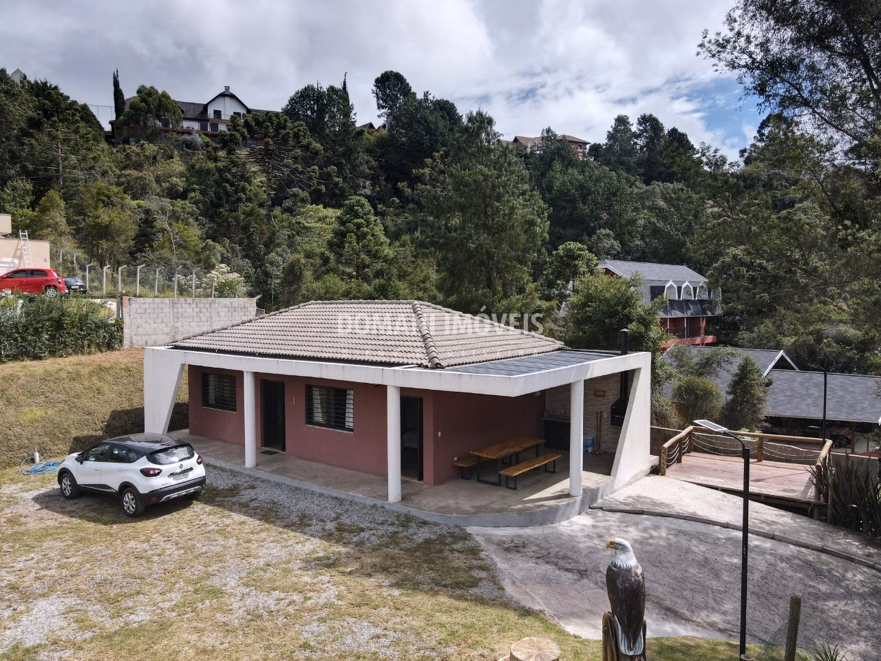 Casa de 1.540 m² em Campos do Jordão, SP
