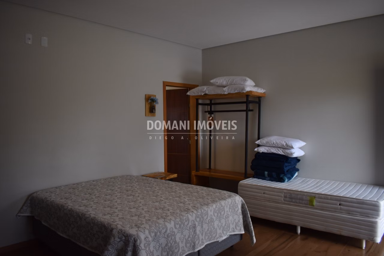 Casa de 1.540 m² em Campos do Jordão, SP