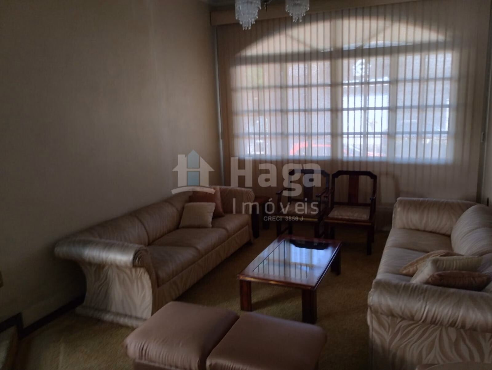 Casa de 1.161 m² em Brusque, SC