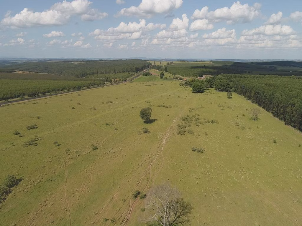 Fazenda de 235 ha em Botucatu, SP