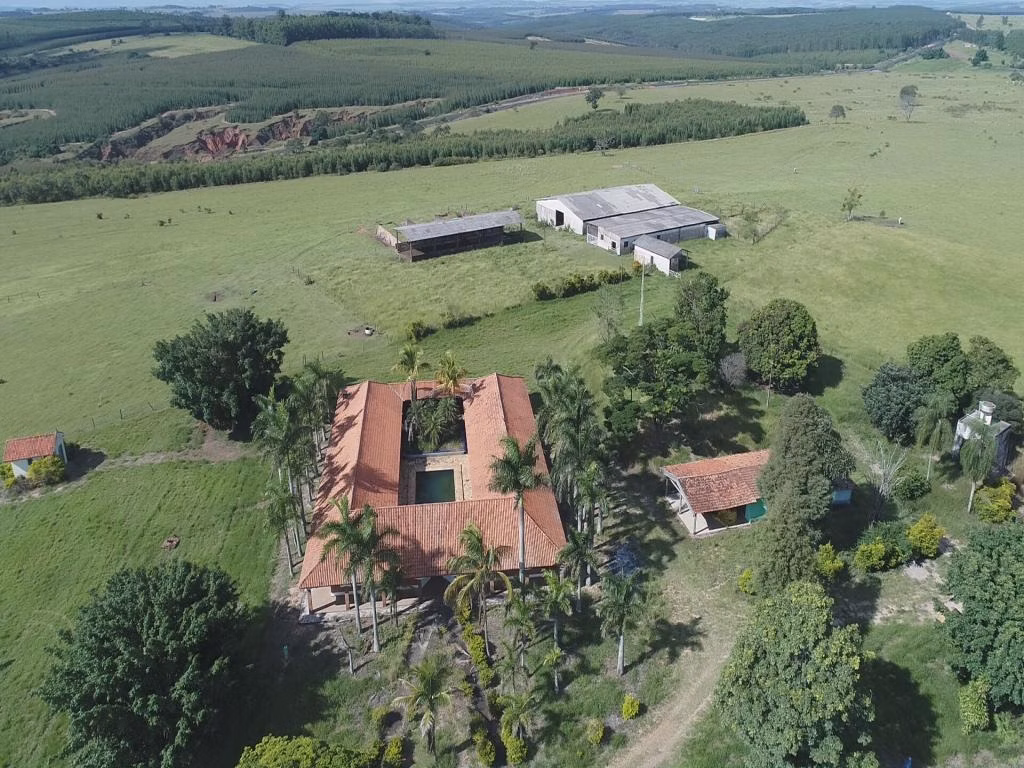 Fazenda de 235 ha em Botucatu, SP