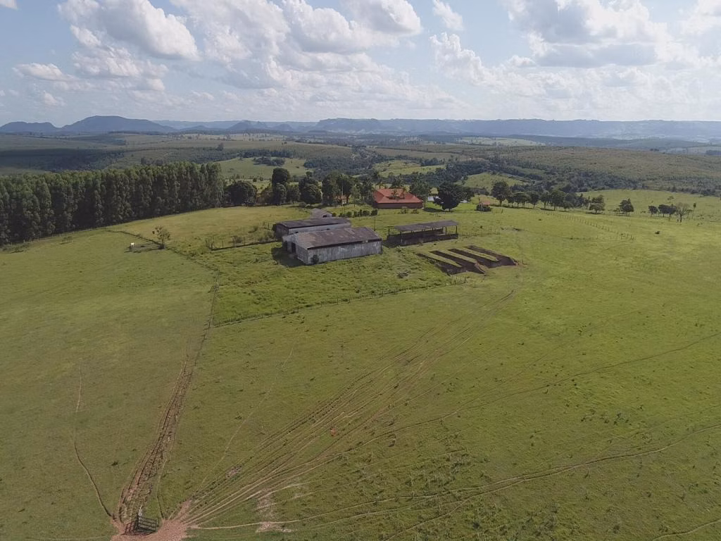 Fazenda de 235 ha em Botucatu, SP
