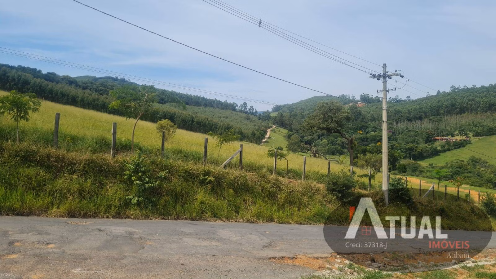 Terreno de 600 m² em Nazaré Paulista, SP