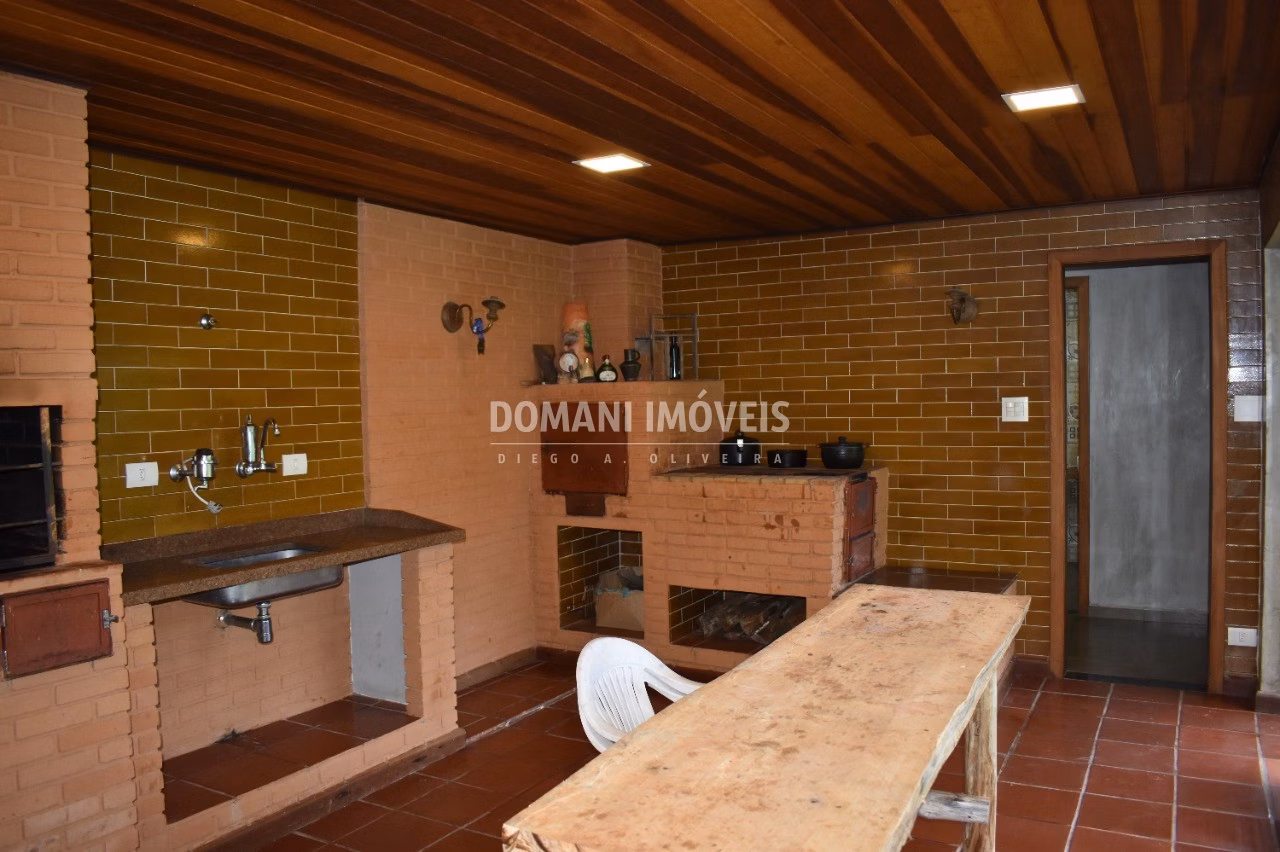 Casa de 6.600 m² em Campos do Jordão, SP