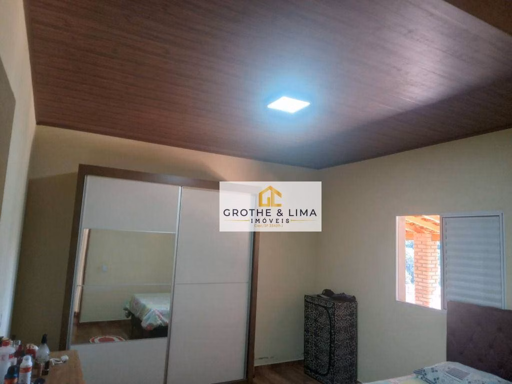 Chácara de 1.300 m² em Paraibuna, SP