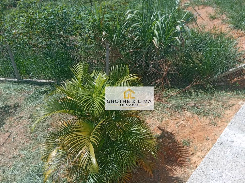 Chácara de 1.300 m² em Paraibuna, SP
