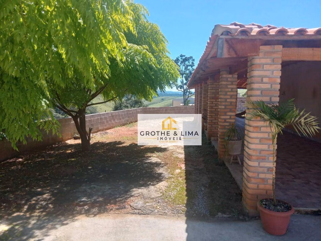 Chácara de 1.300 m² em Paraibuna, SP