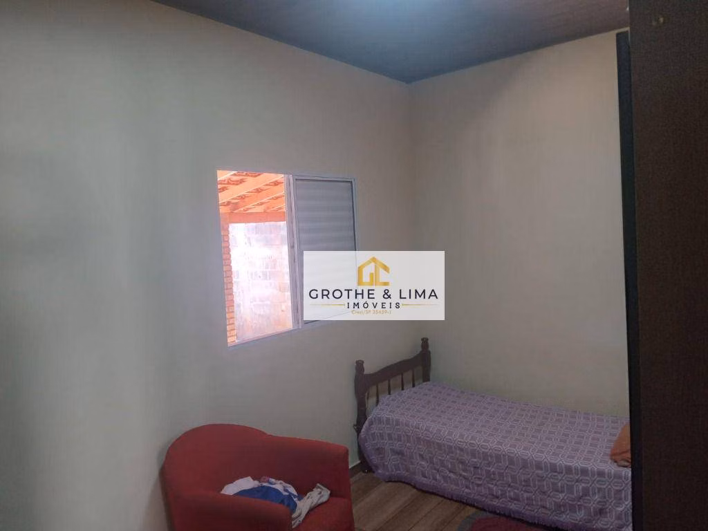 Chácara de 1.300 m² em Paraibuna, SP