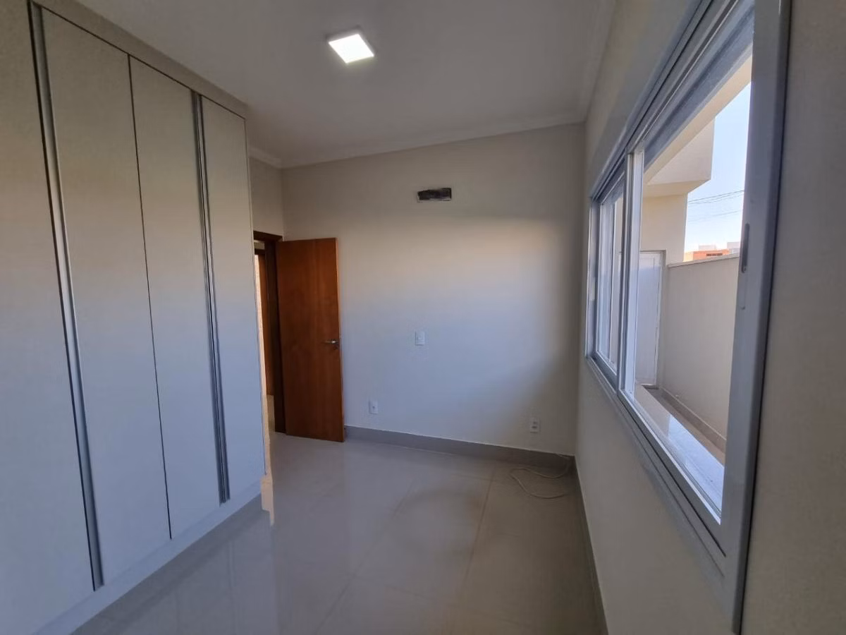 Casa de 250 m² em Hortolândia, SP